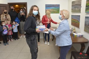 Rozstrzygnięcie XI Edycji Wojewódzkiego Konkursu Plastycznego - MOJA MAMA. Wystawa - fotorelacja 
