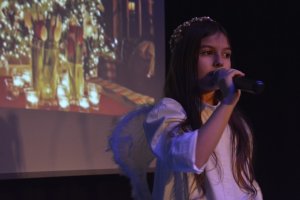 ANIELSKIE PODSZEPTY - wystawa oraz Koncert DOBREGO ROKU w wykonaniu wokalistów Zameczkowego Studia Piosenki - fotorelacja