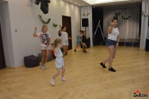 LETNIE WARSZTATY TANECZNE - KID’S FUN & DANCE - pod kierunkiem instruktorki DK Zameczek Kamili Marzec