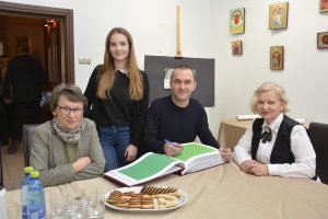 Piotr ŻyłkaRedaktor naczelny DEON.pl, inicjator ruchu Zupa na Plantach, autor książek