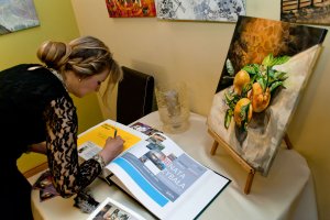 Wernisaż wystawy grafiki i malarstwa-Renata Zybała 