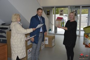 Zdjęcia z przekazania karmy do schroniska - Psiaki kociaki i inne zwierzaki.