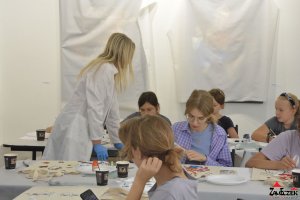 LETNIE ZAMECZKOWE ATELIER pod kierunkiem instruktorki Barbary Żelaznej