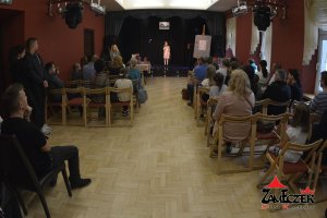 Rozstrzygnięcie IX Edycji Wojewódzkiego Konkursu Plastycznego - MOJA MAMA. Wystawa i Koncert Piotra Resteckiego – fotorelacja