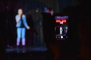 Koncert uczestników feryjnych warsztatów wokalnych pod kierunkiem Grażyny Łobaszewskiej i Andrzeja Wolskiego