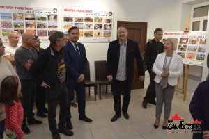 Spotkanie z Podróżnikiem Jackiem Słowakiem Wystawa zdjęć z podróży –fotorelacja