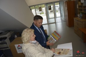 Zdjęcia z przekazania karmy do schroniska - Psiaki kociaki i inne zwierzaki.